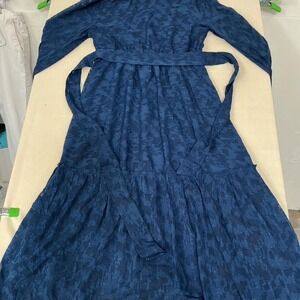Elegant navy blue floral midi dress